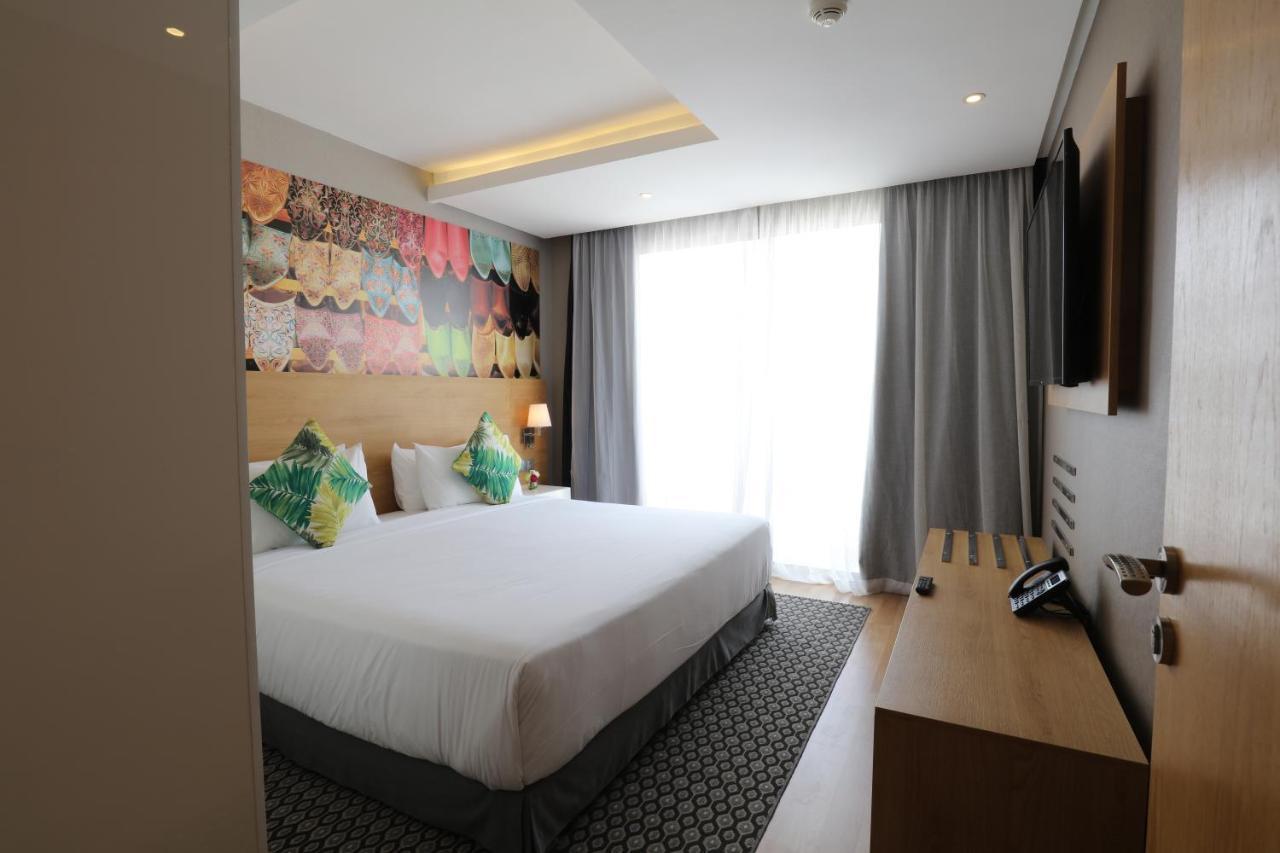 Mid Town Hotel Καζαμπλάνκα Εξωτερικό φωτογραφία